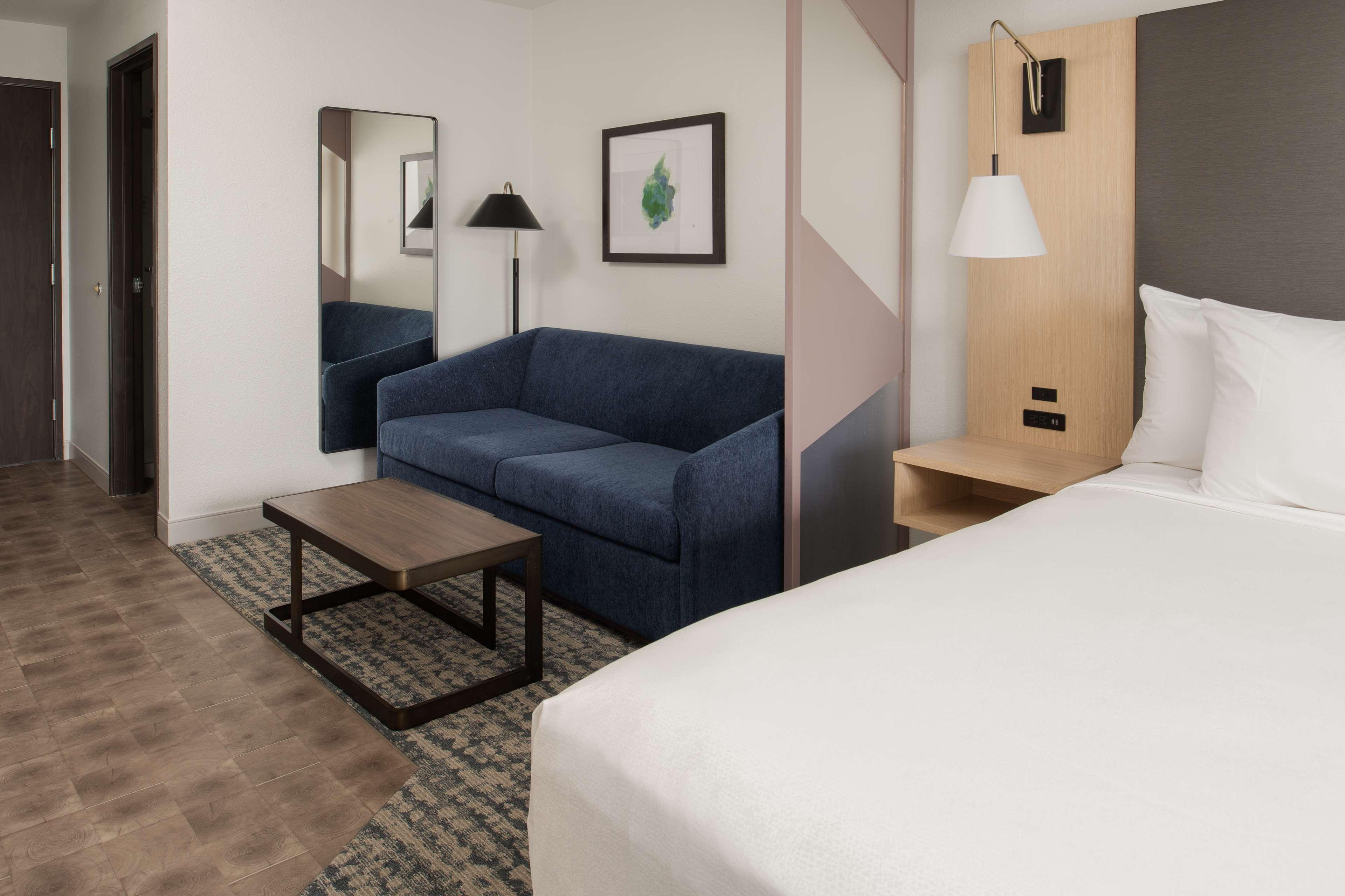 Best Western Premier Keizer Salem Hotel Exterior photo