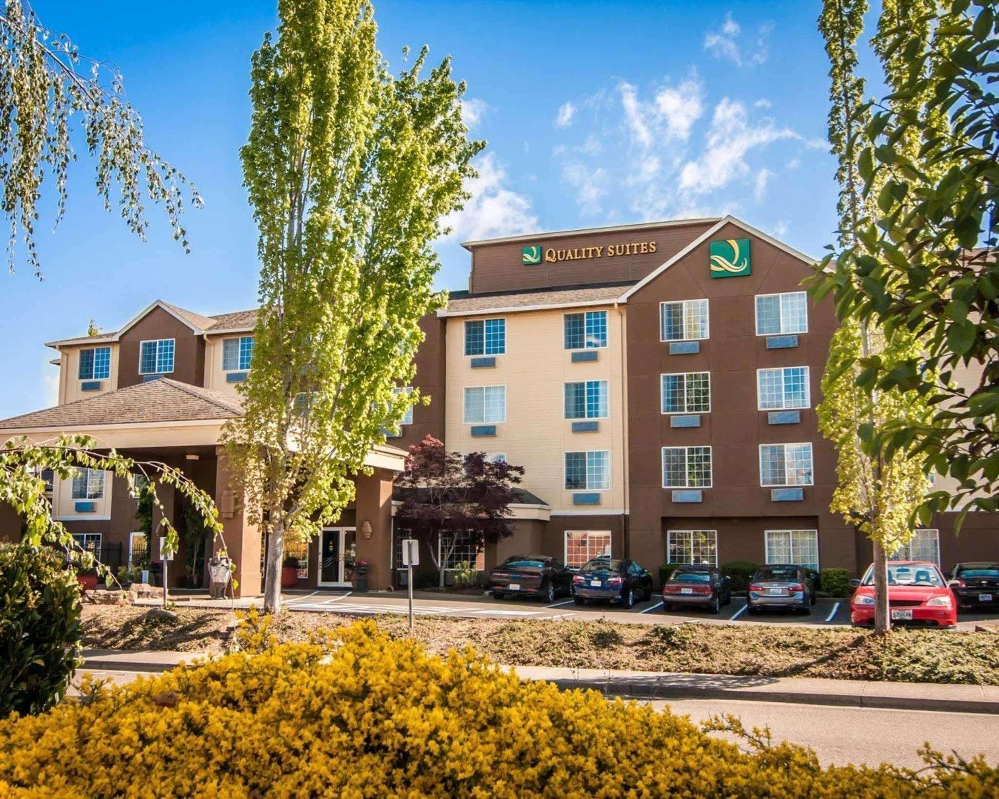 Best Western Premier Keizer Salem Hotel Exterior photo
