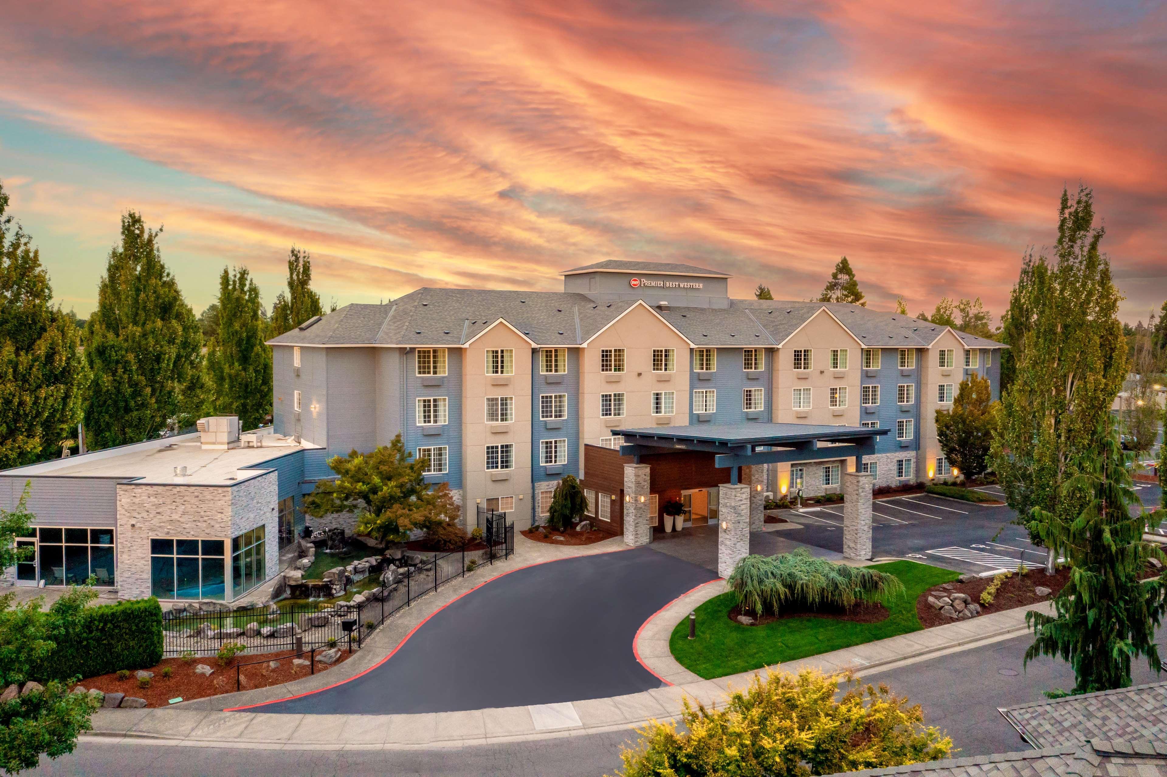 Best Western Premier Keizer Salem Hotel Exterior photo